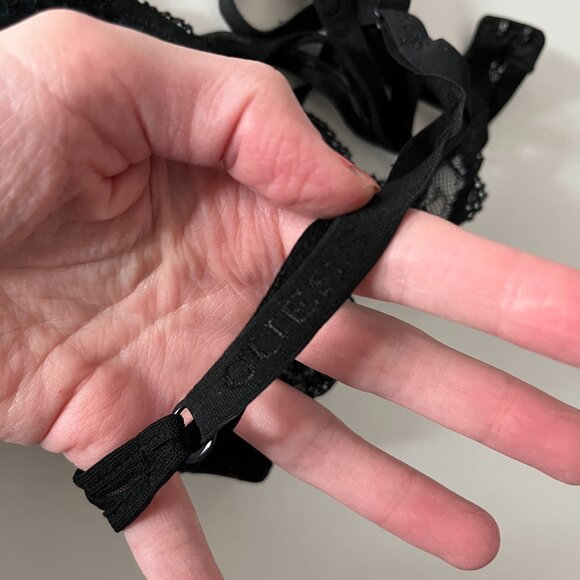 Vintage Black Lace Guess Bra - Glitter Logo - Picture 6 of 7